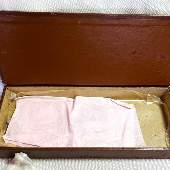 Vintage Sheer Gloves with Box EUC - Picture 3 of 10